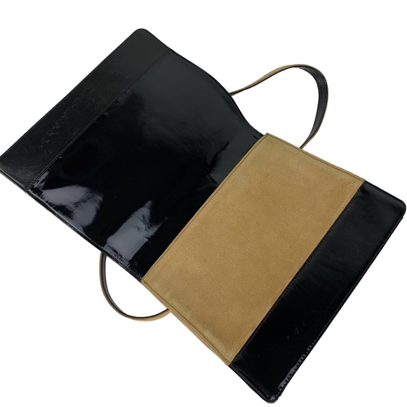 Vintage Suede and Patent Chanel purse - Picture 6 of 10